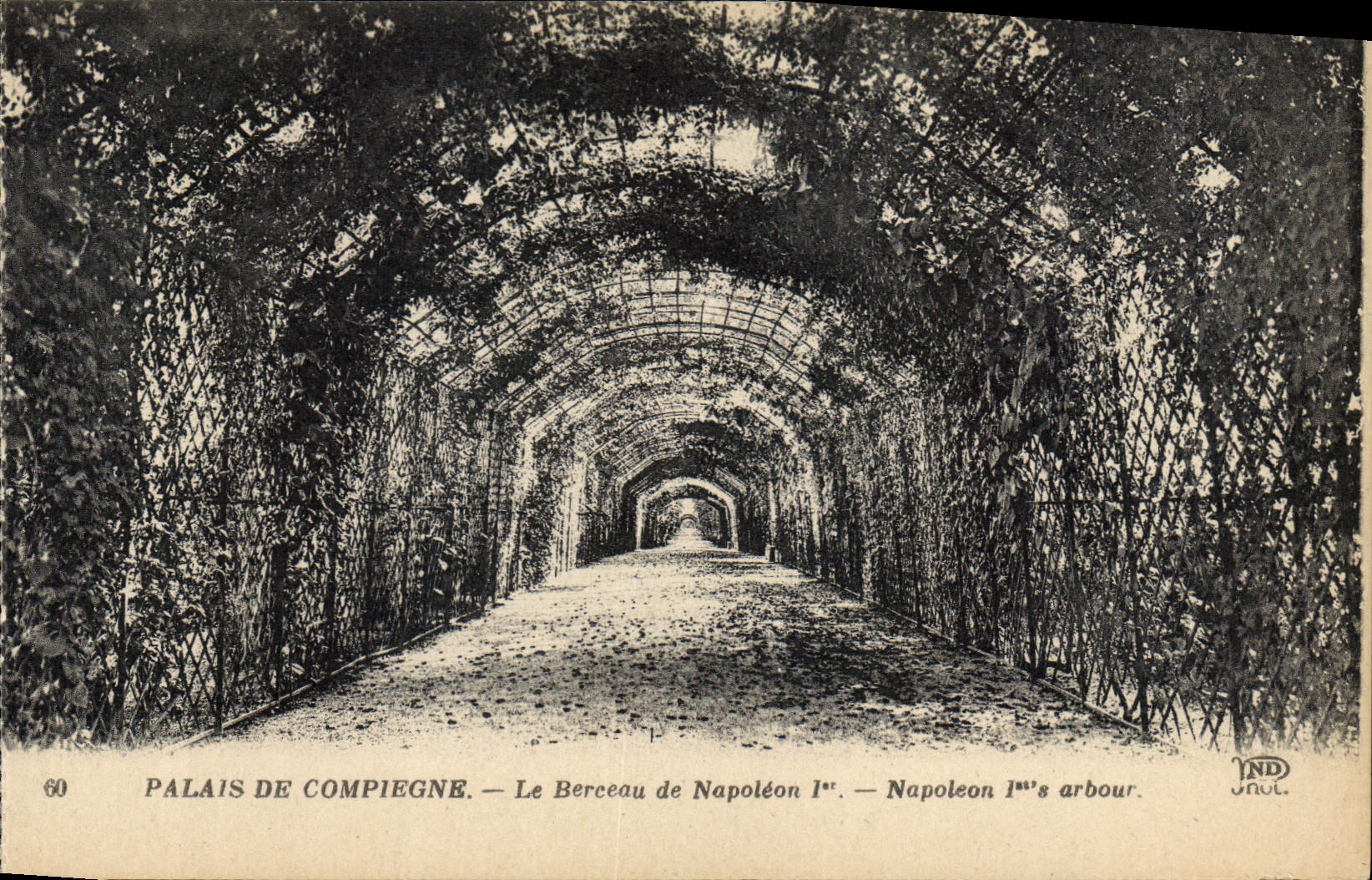 CPA Palais de Compiegne le Berceau de Napoleon Ier
