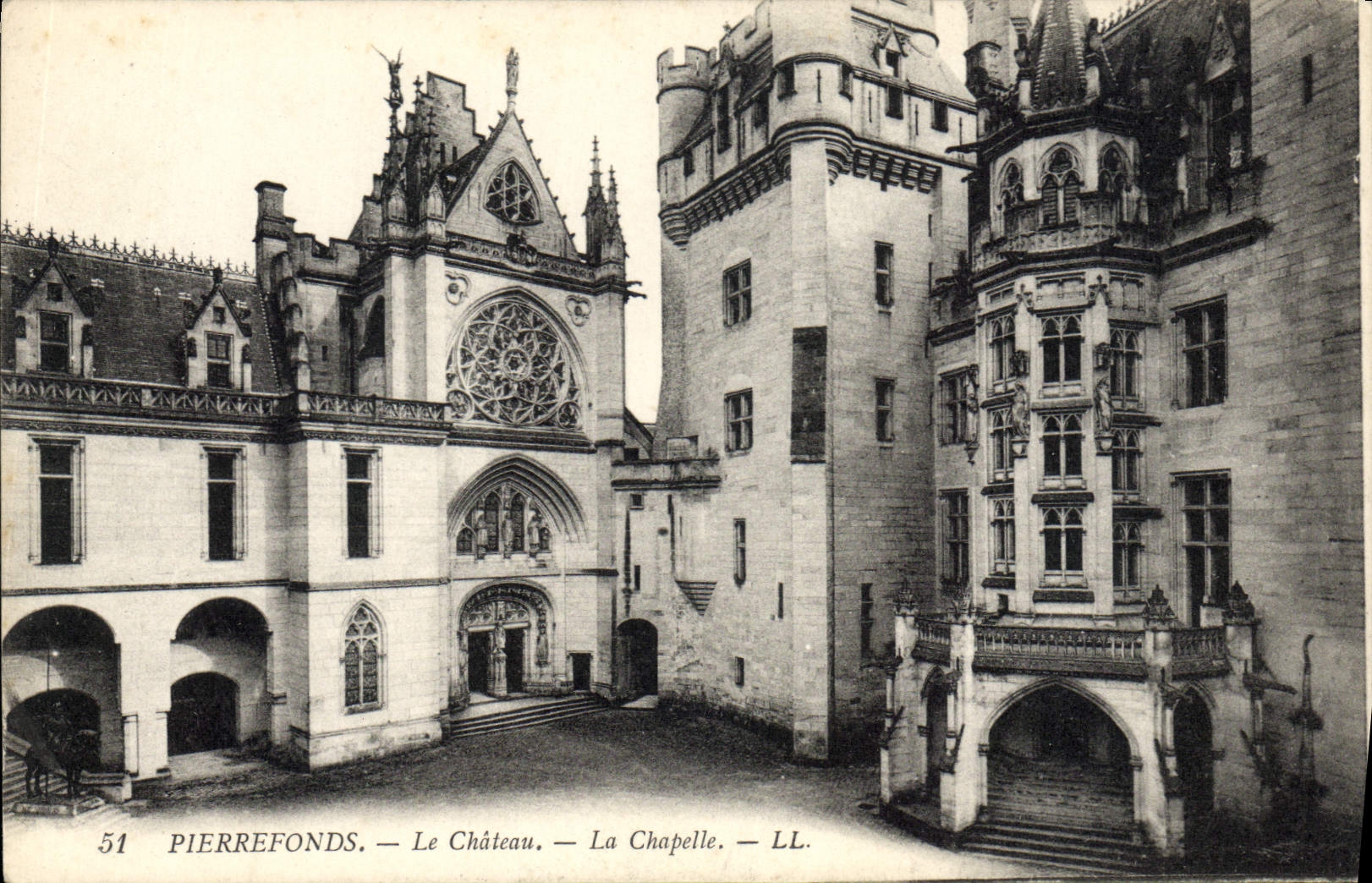 CPA Pierrefonds le Chateau la Chapelle
