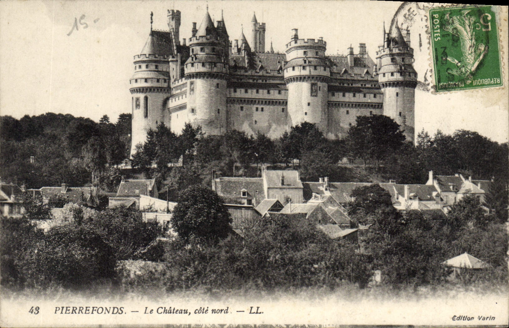 CPA Pierrefonds le Chateau cote nord 