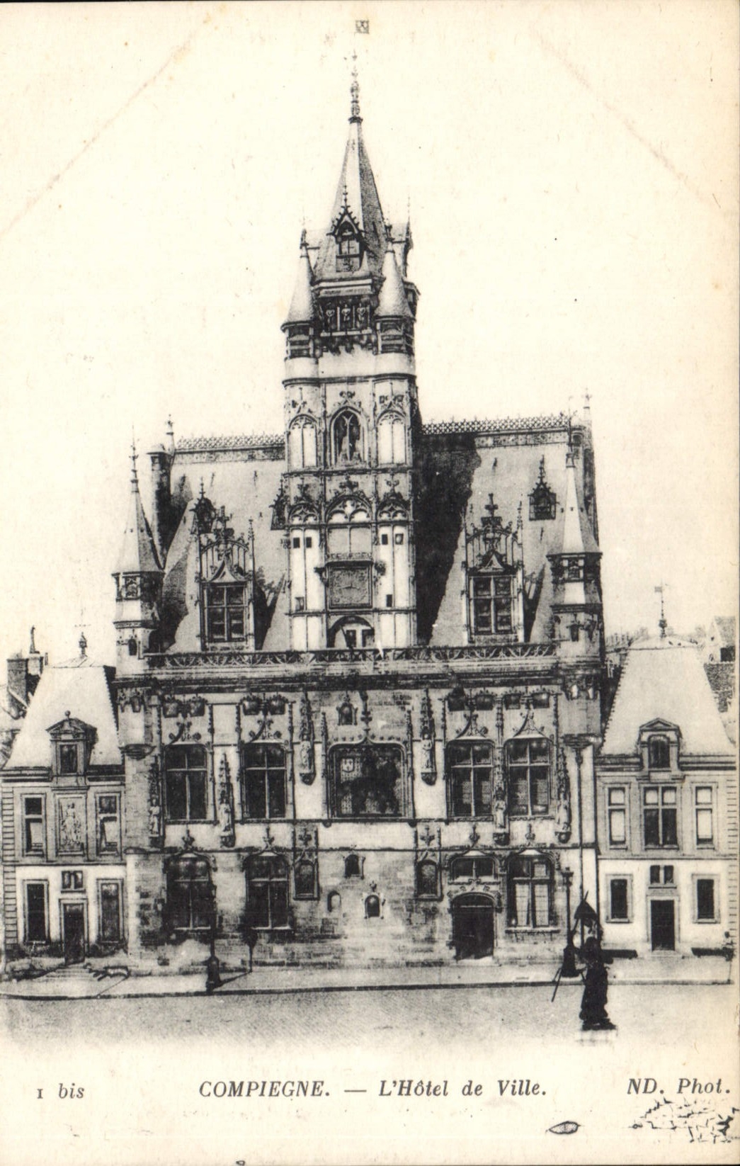 CPA Compiegne Hotel de Ville 