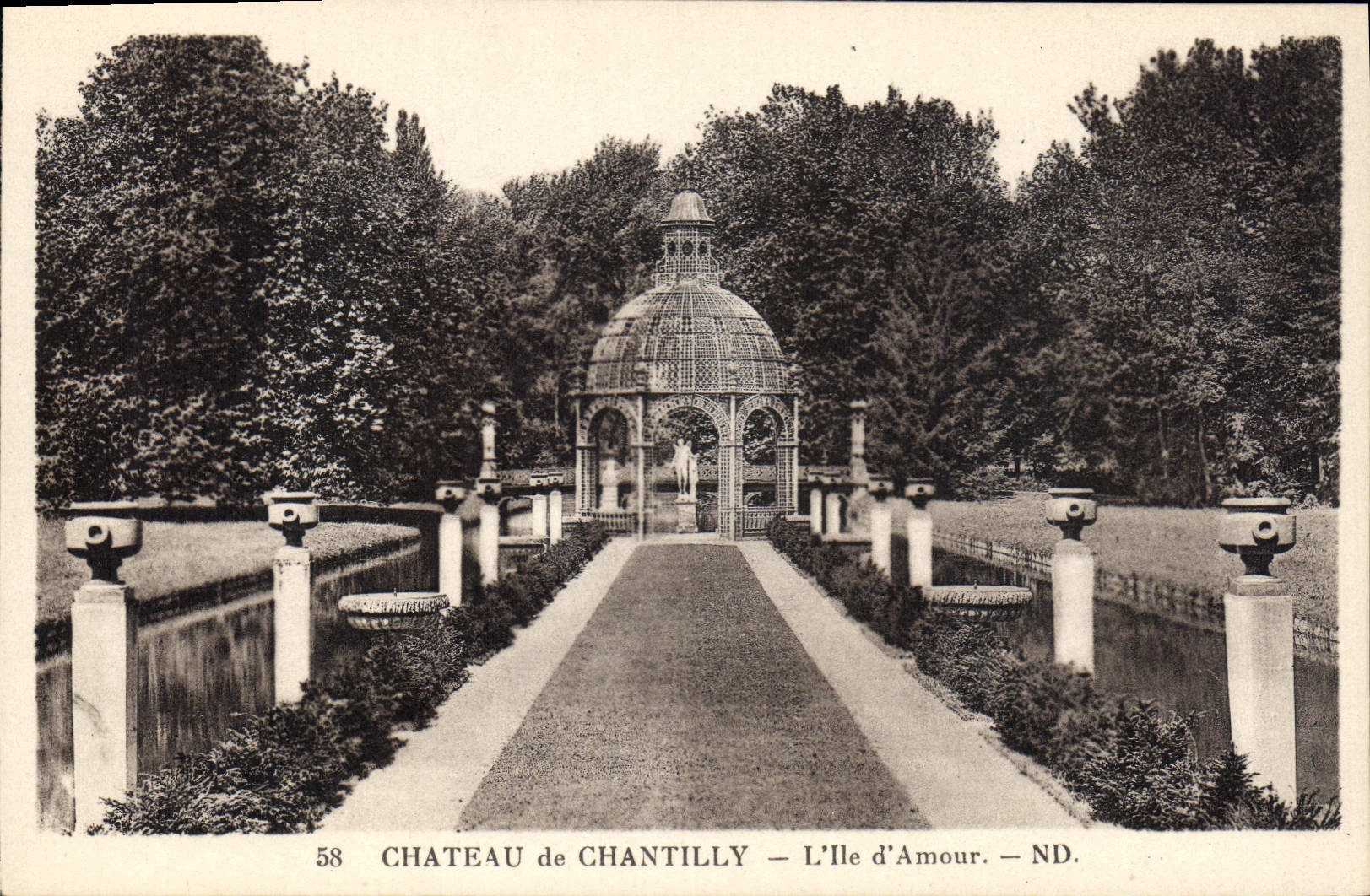 CPA Chateau de Chantilly L'Ile d'Amour 