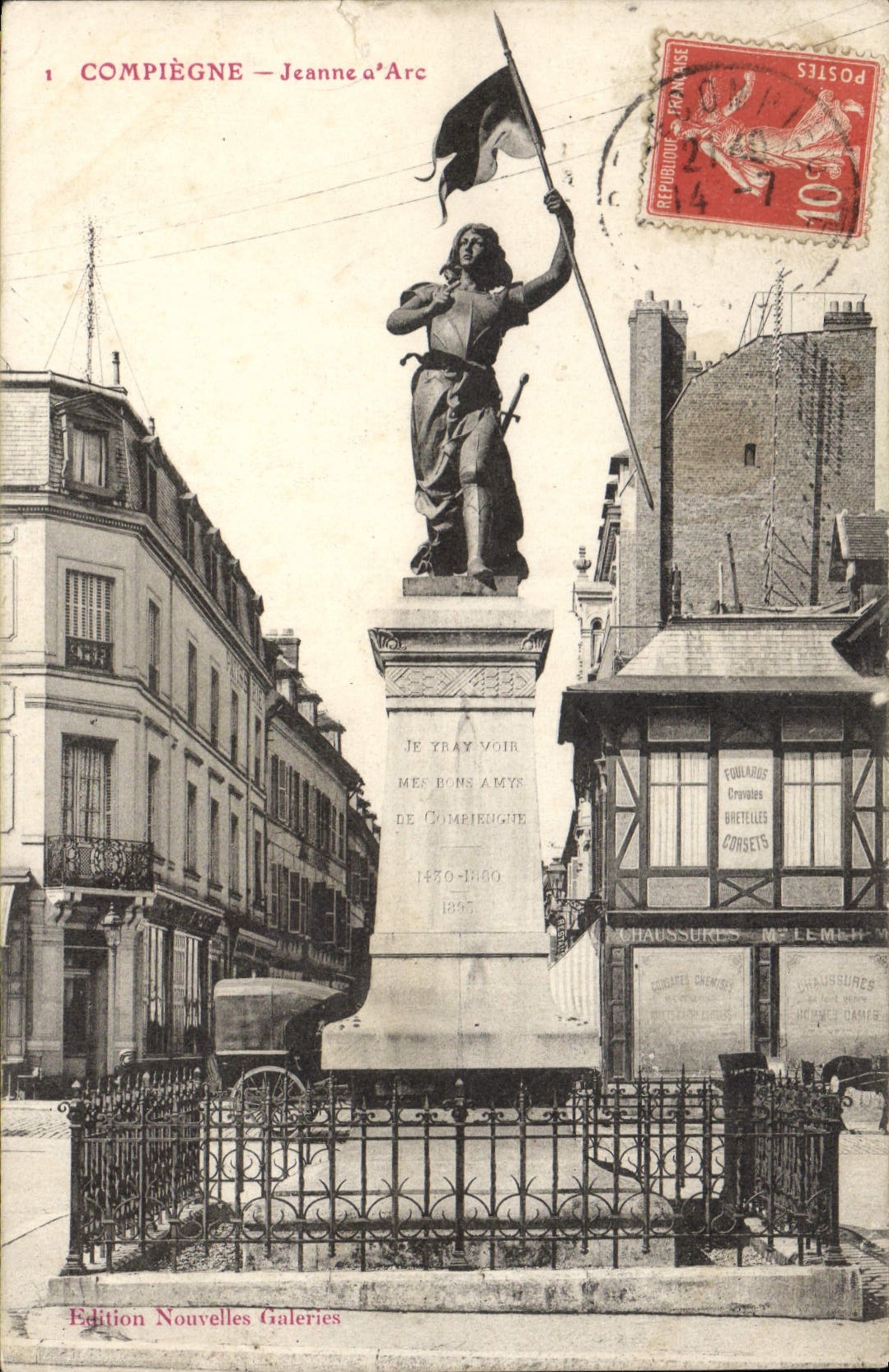 CPA Compiegne Jeanne D'Arc