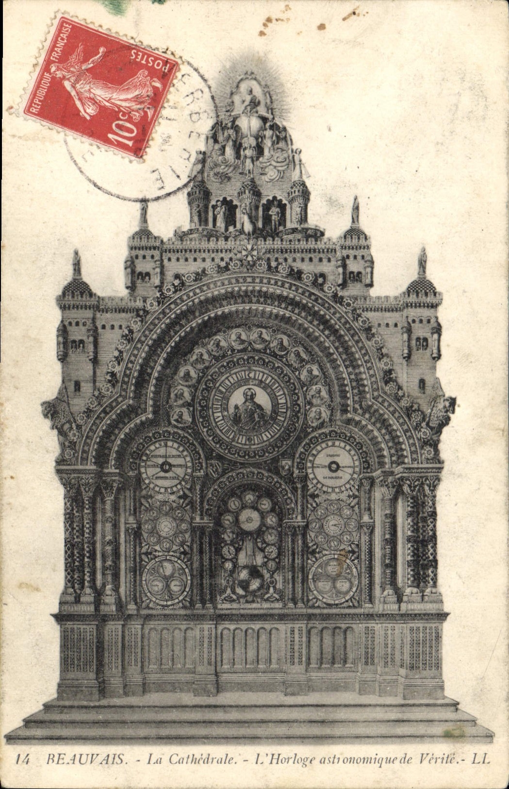 CPA Beauvais La Cathedrale l'Hotloge astronomique de Verite 