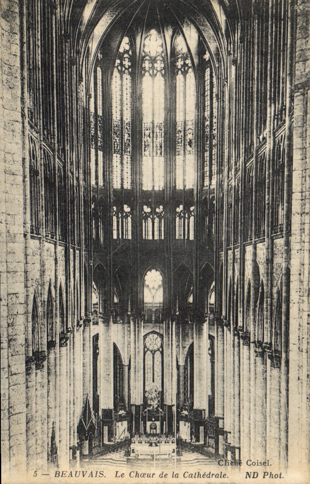 CPA Beauvais Le Choeur de la Cathedrale 