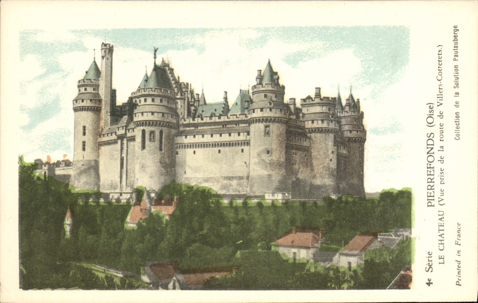 CPA Pierrefonds Oise le Chateau Vue prise de la Route Villers Cotterets 