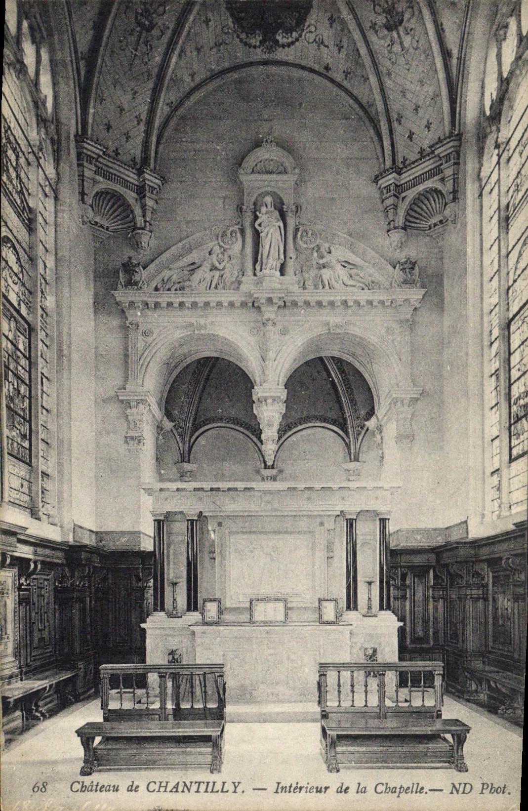 CPA Chateau de Chantilly Interieur de la Chapelle 