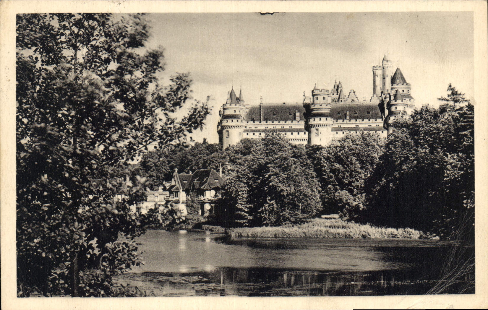 CPA Chateau de Pierrefonds Oise 