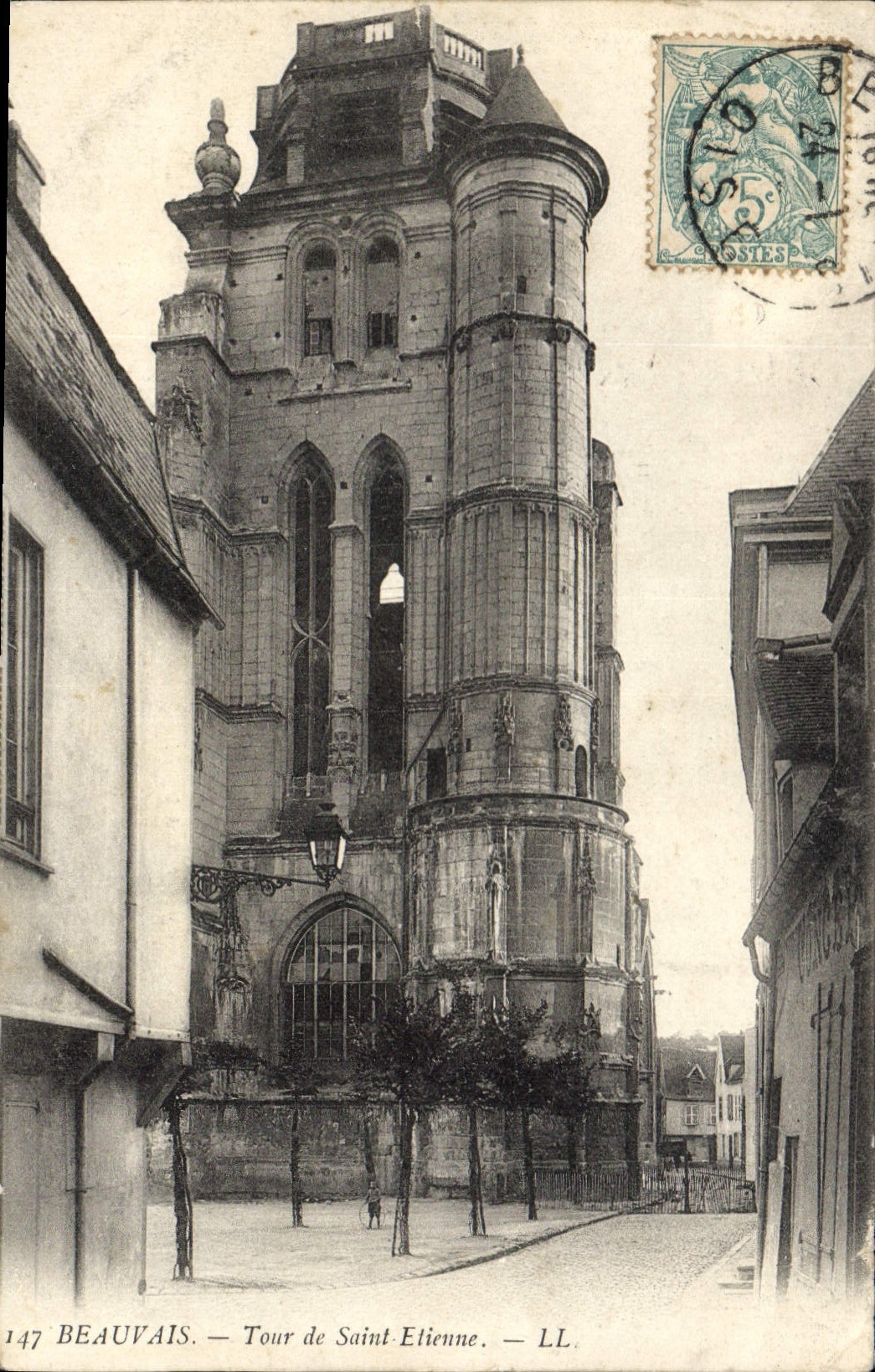 CPA Beauvais Tour de Saint Etienne 