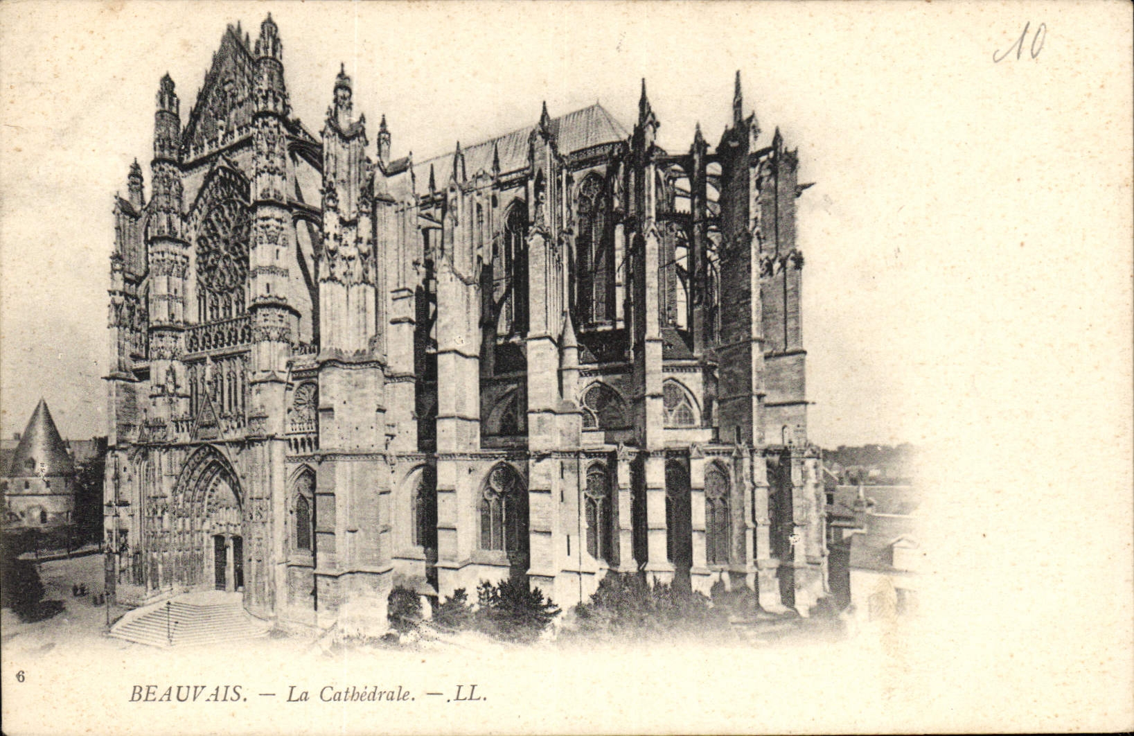 CPA Beauvais la Cathedrale 