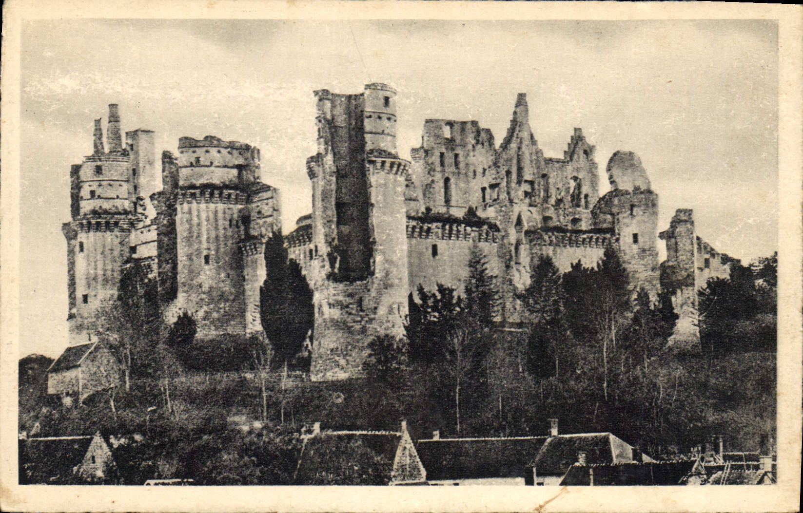 CPA Chateau de Pierrefonds Oise le Chateau avant la restauration 