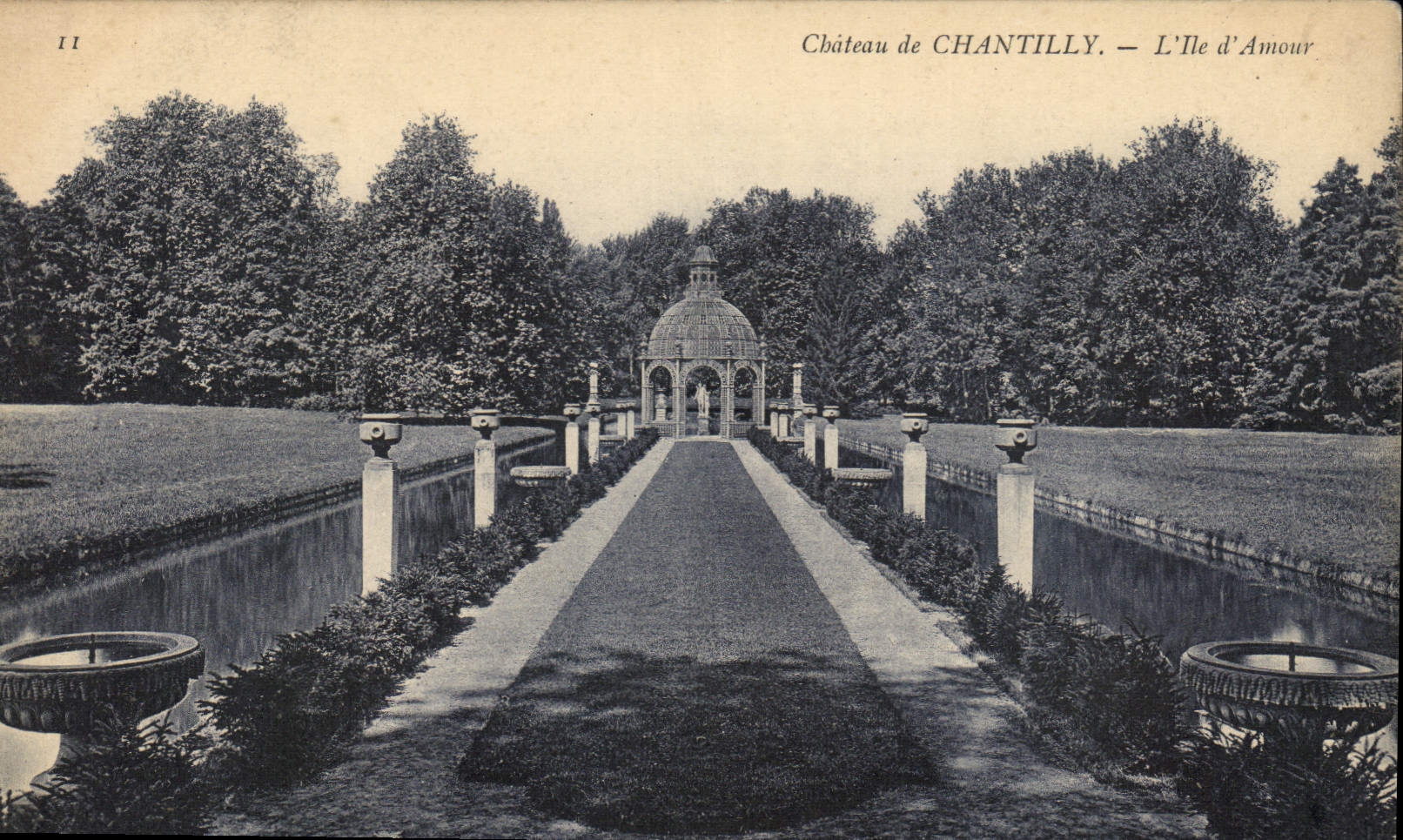 CPA Chateau de Chantilly L'Ile d'Amour 