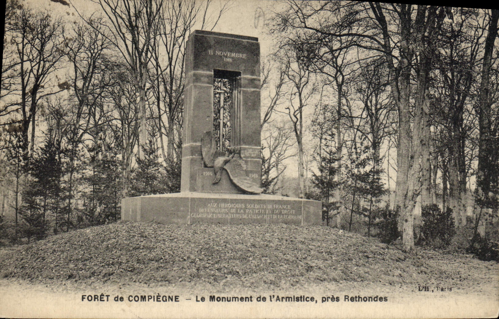 CPA Foret de Compiegne le Monument de l'Armistice pres Rethondes 