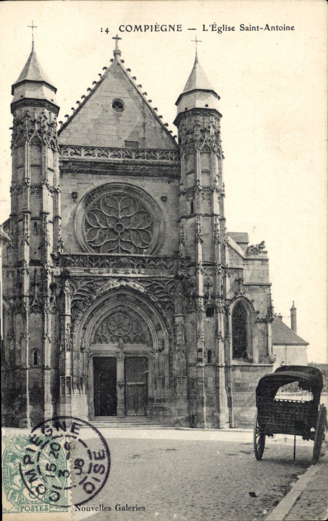 CPA Compiegne L'Eglise Saint Antoine Nouvelles Galeries 