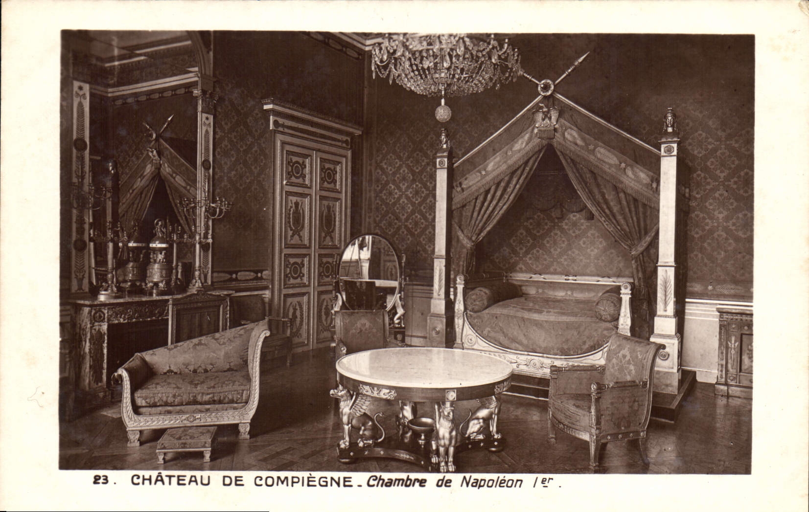 CPA Chateau de Compiegne Chambre de Napoleon I 