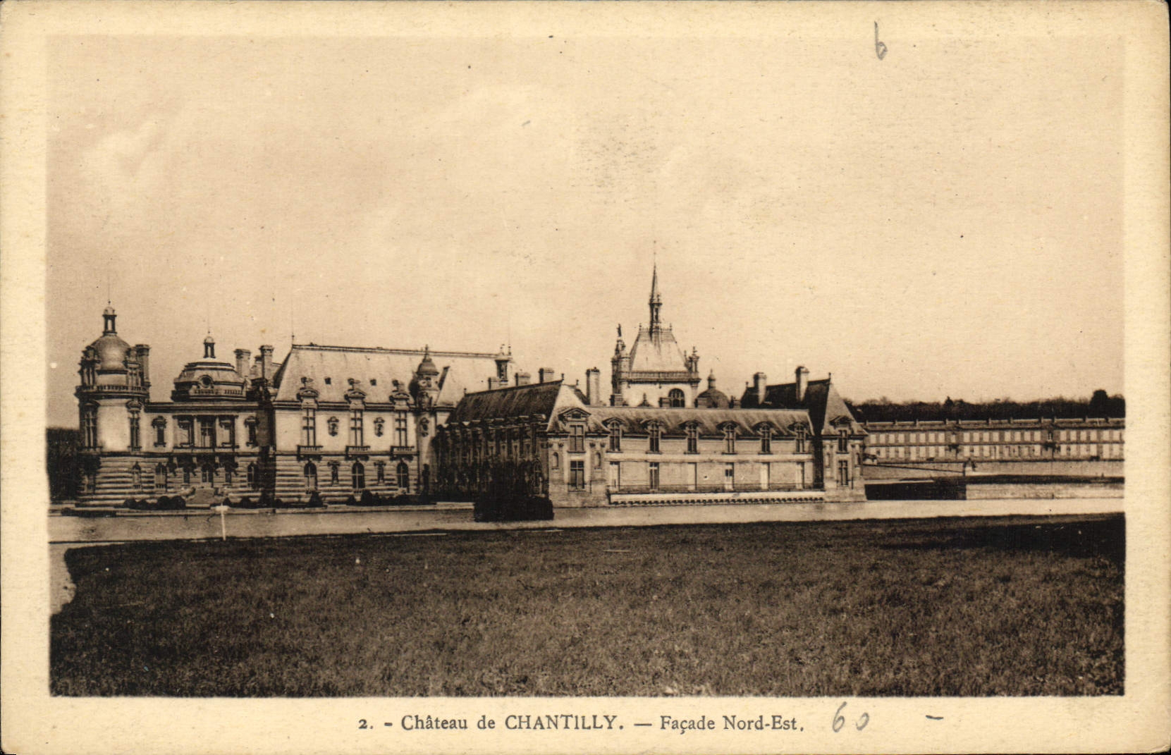 CPA Chateau de Chantilly Facade Nord Est 