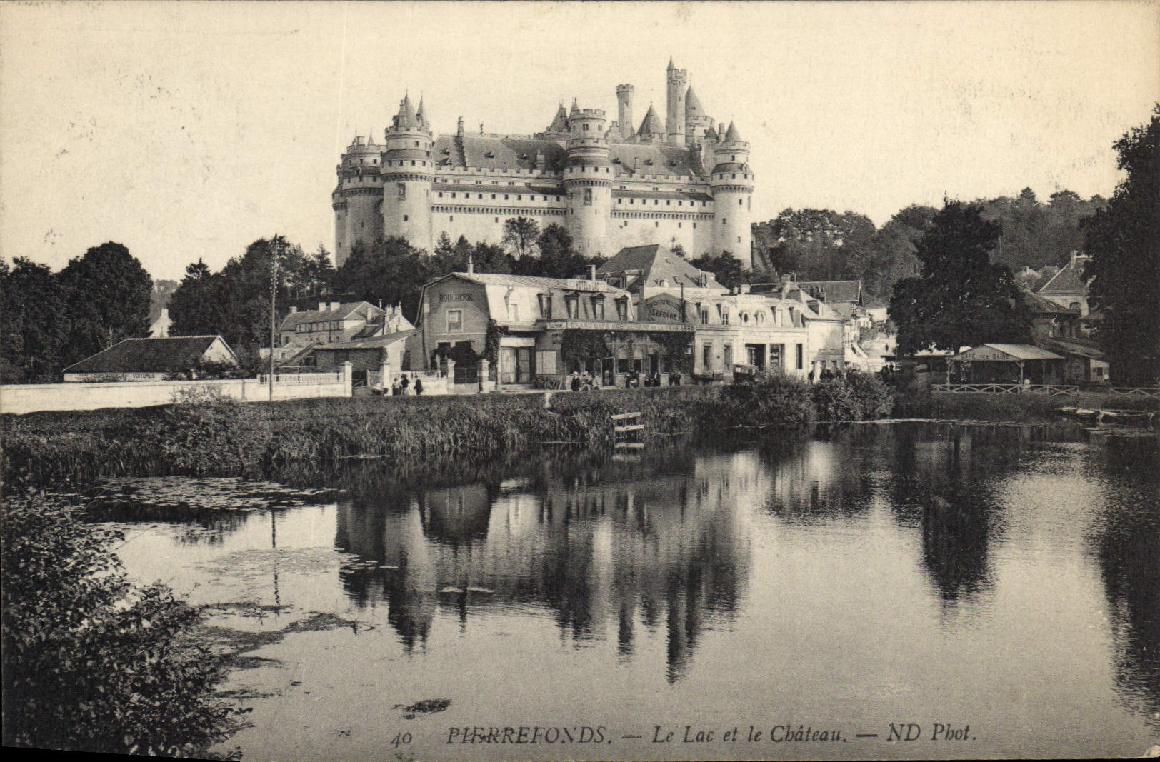 CPA Pierrefonds le Lac et le Chateau 