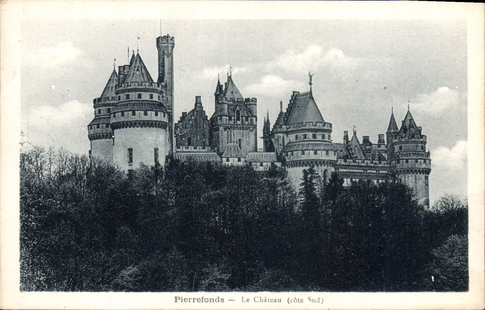 CPA Pierrefonds le Chateau cote Sud