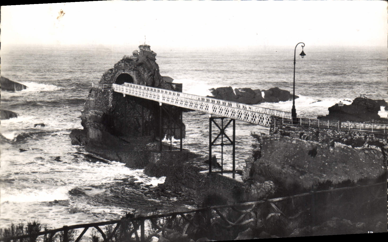 CPA Biarritz le Rocher de la Vierge 
