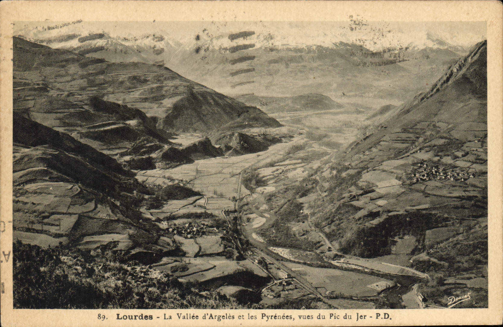 CPA Lourdes la Vallee d'Argeles et les Pyrenees Vues du Pic du Jer 