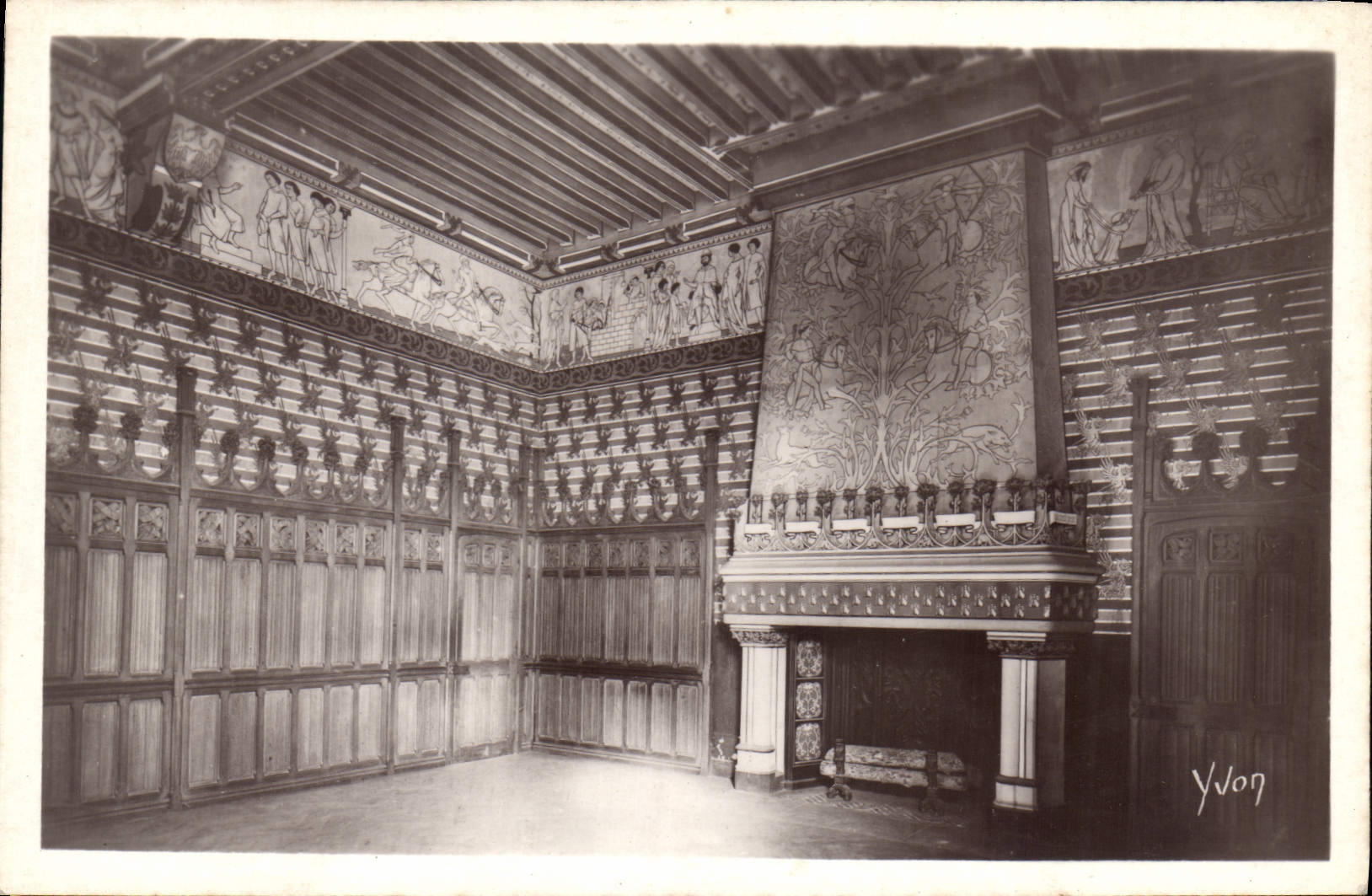 CPA La Douce France Chateau de Pierrefonds la Chambre du Seigneur