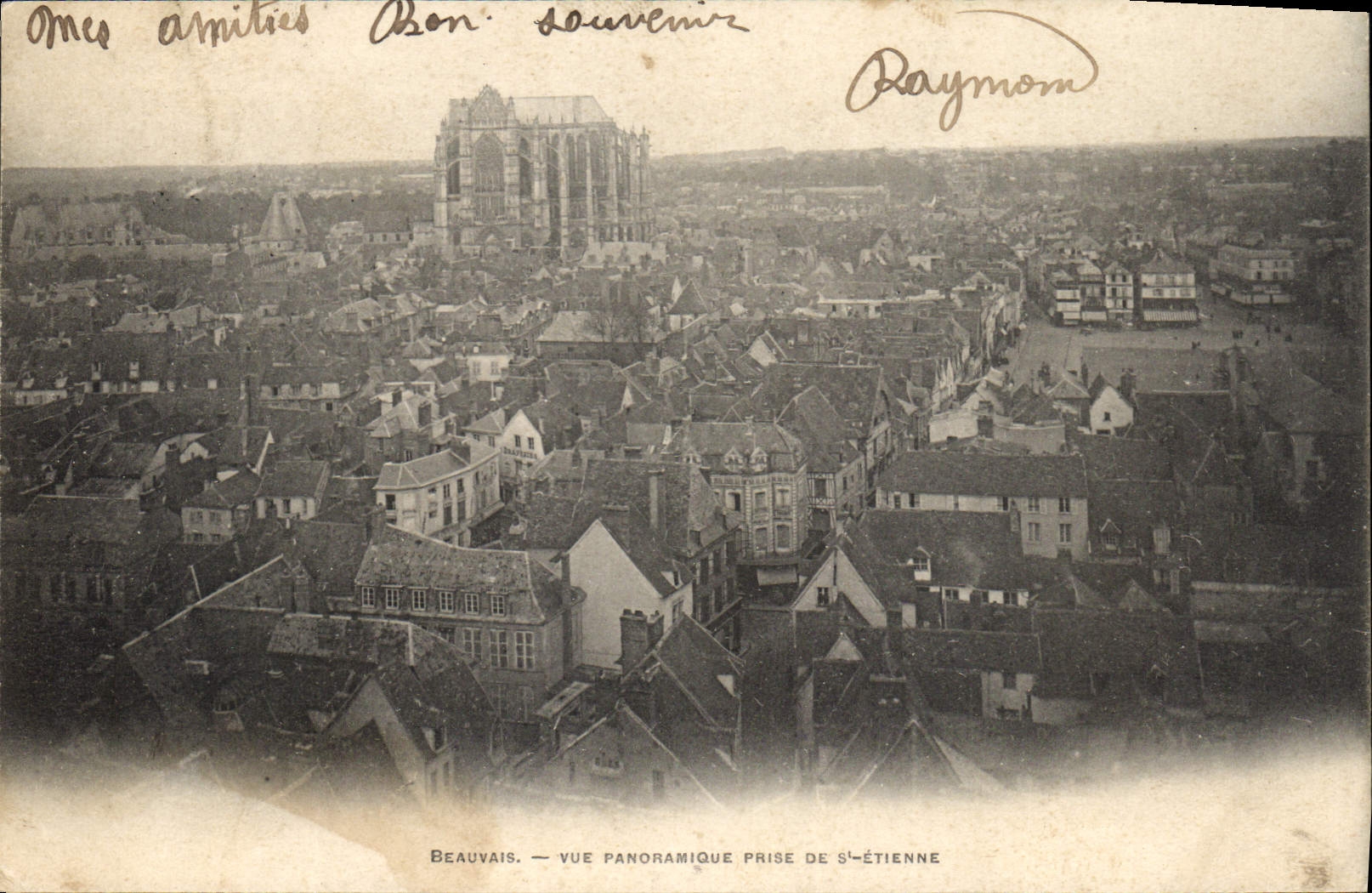 CPA Beauvais Vue panoramique prise de St Etienne 