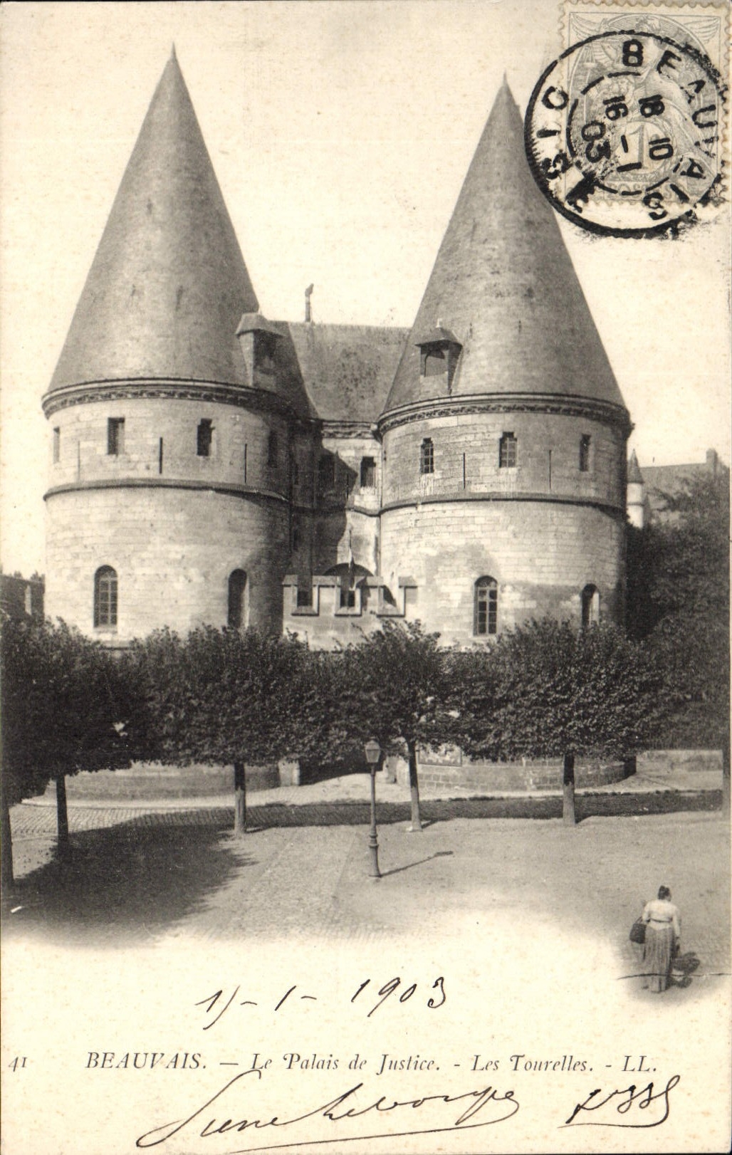 CPA Beauvais Le Palais de Justice Les Tourelles