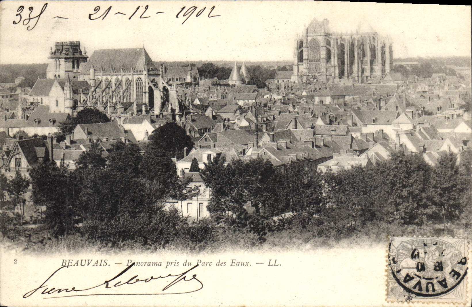 CPA Beauvais  Panorama pris du Parc des Eaux 