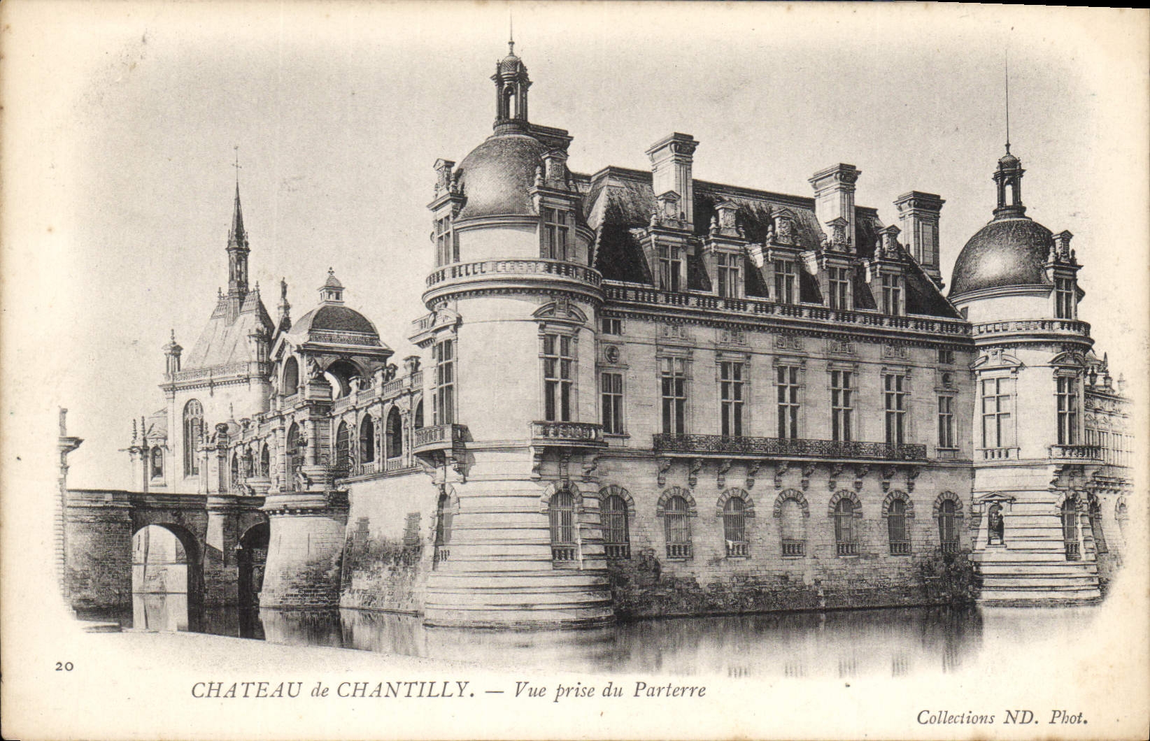 CPA Chateau de Chantilly Vue prise du Parterre
