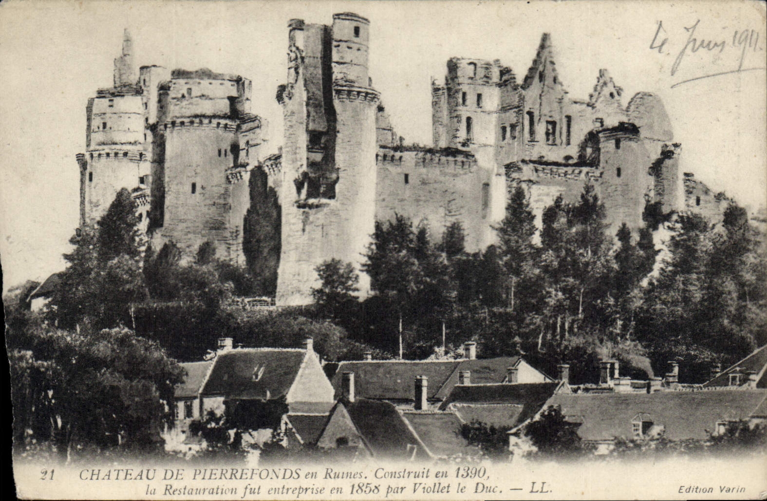 CPA Chateau de Pierrefonds en Ruines