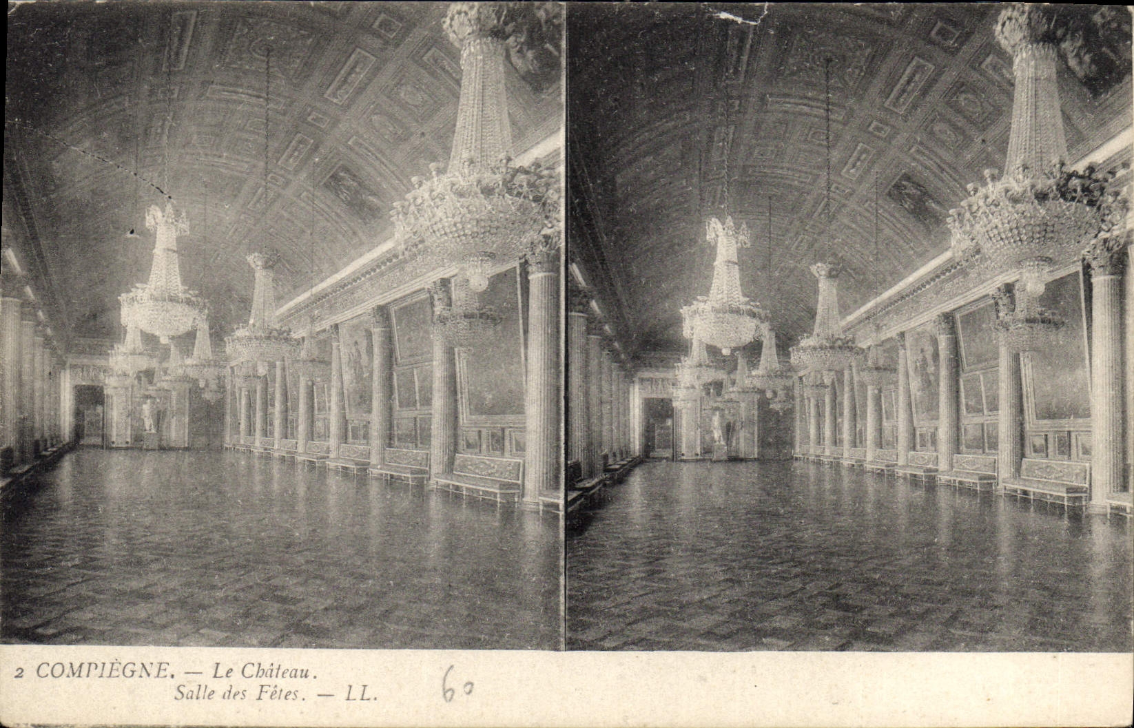 CPA Compiegne Le Chateau Salle des Fetes 