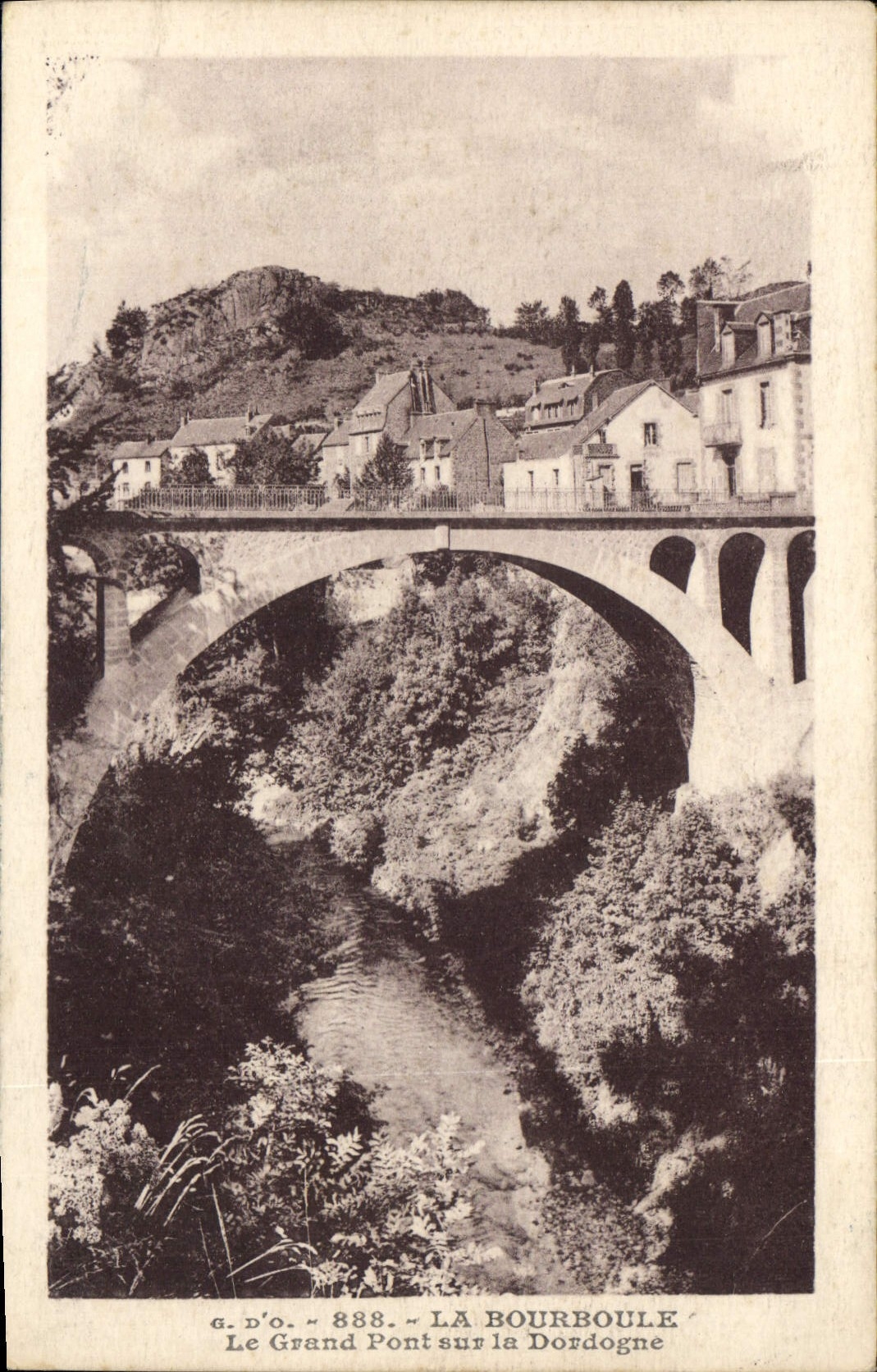 CPA La Bourboule Le Grand Pont sur la Dordogne