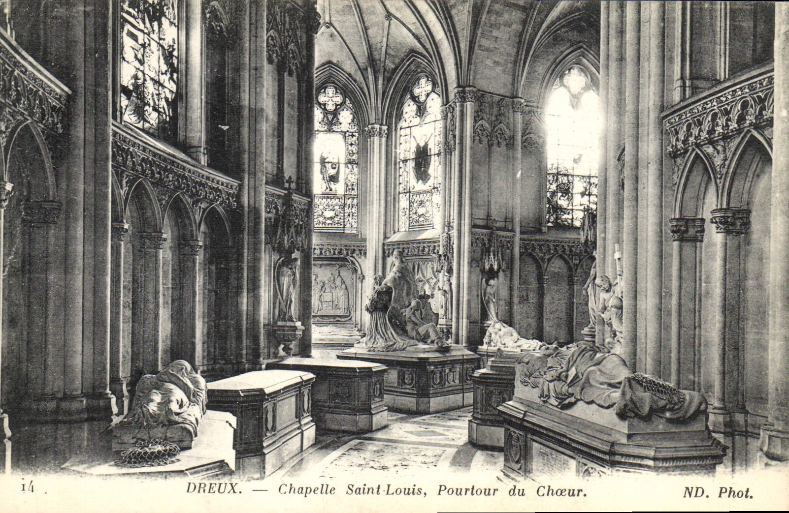 CPA Dreux Chapelle Saint Louis Pourtour du Choeur 
