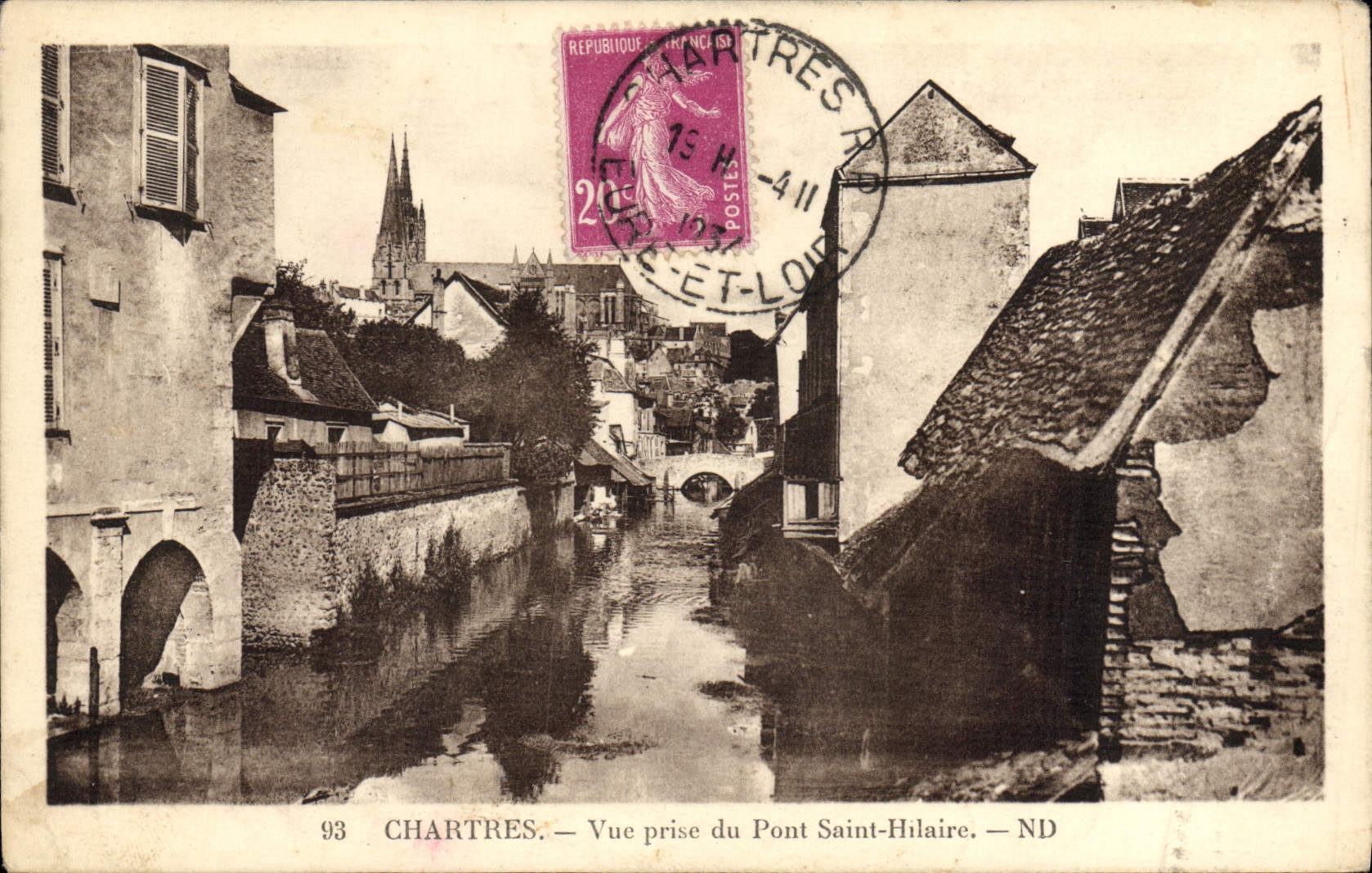 CPA Chartres Vue prise du Pont Saint Hilaire 