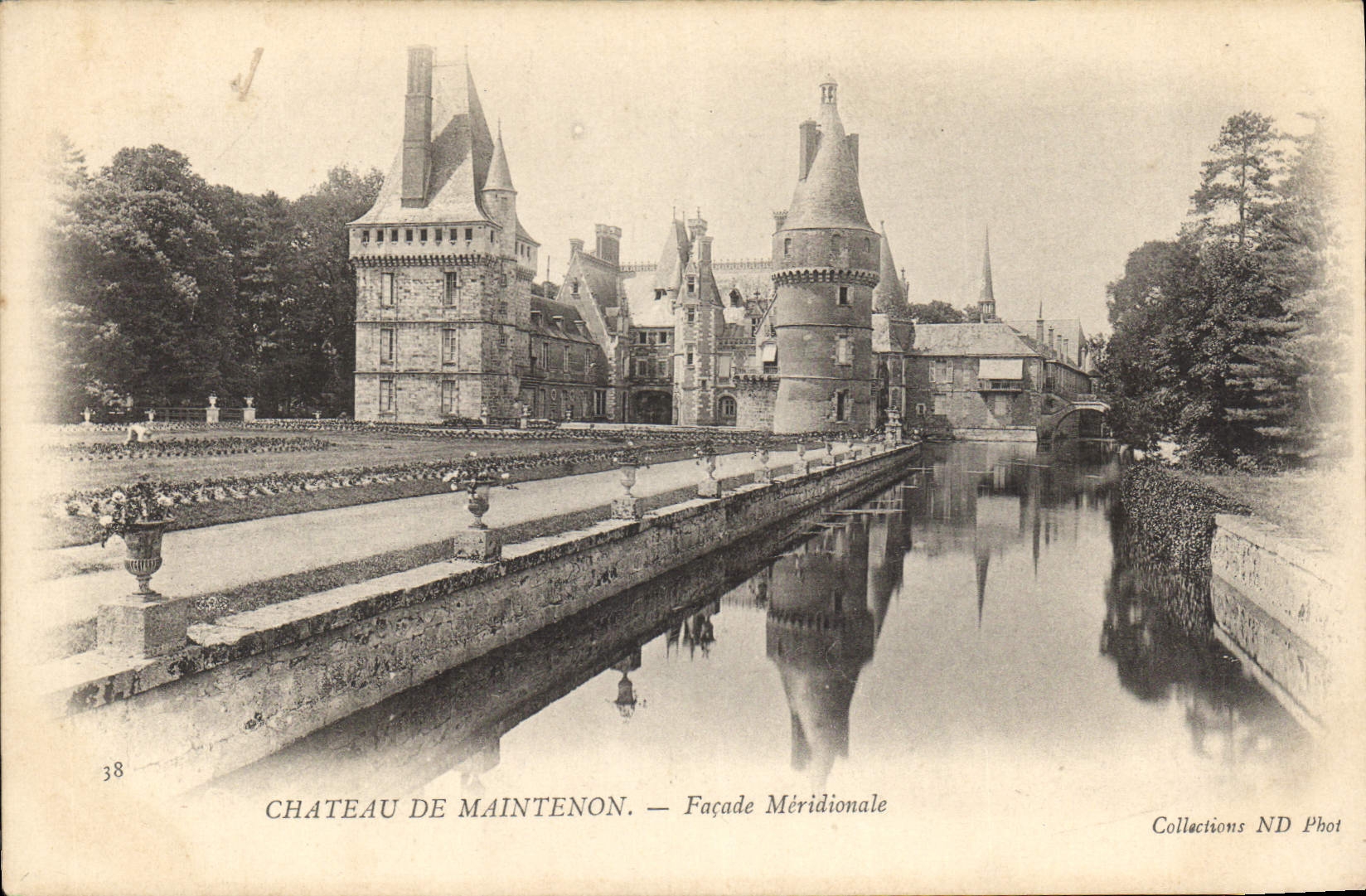CPA Chateau de Maintenon Facade Meridionale 