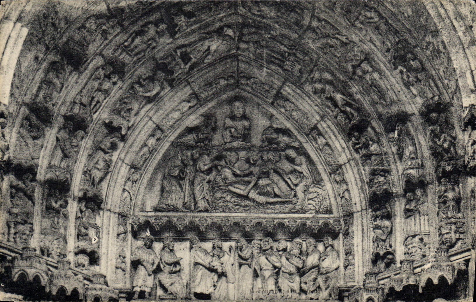 CPA Cathedrale de Chartres E et L Portail Nord