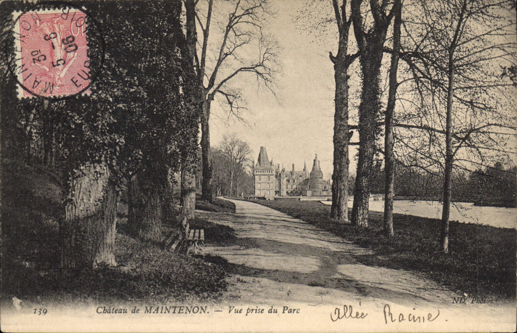 CPA Chateau de Maintenon Vue prise du Parc