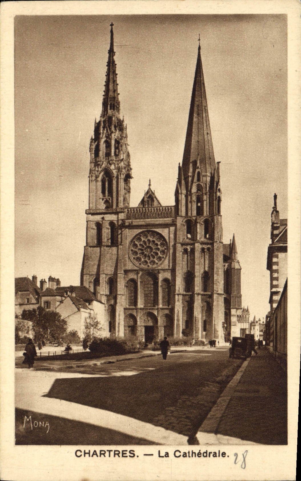 CPA Chartres La Cathedrale 