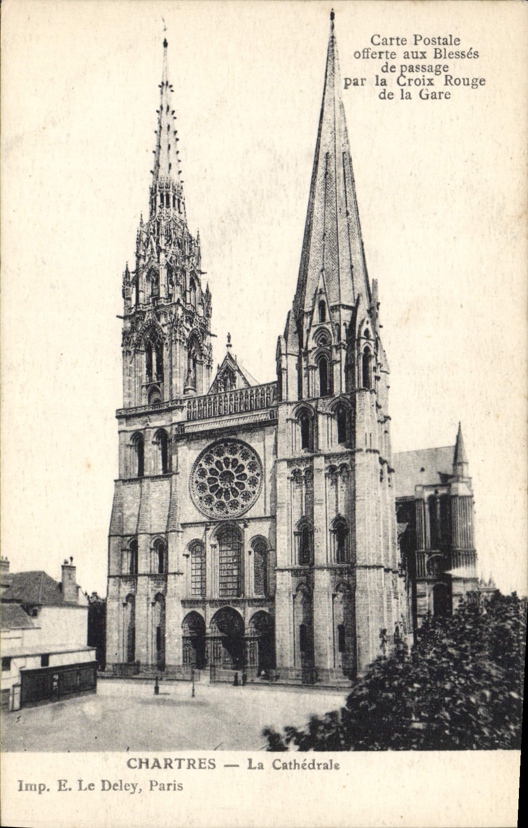 CPA Chartres La Cathedrale 