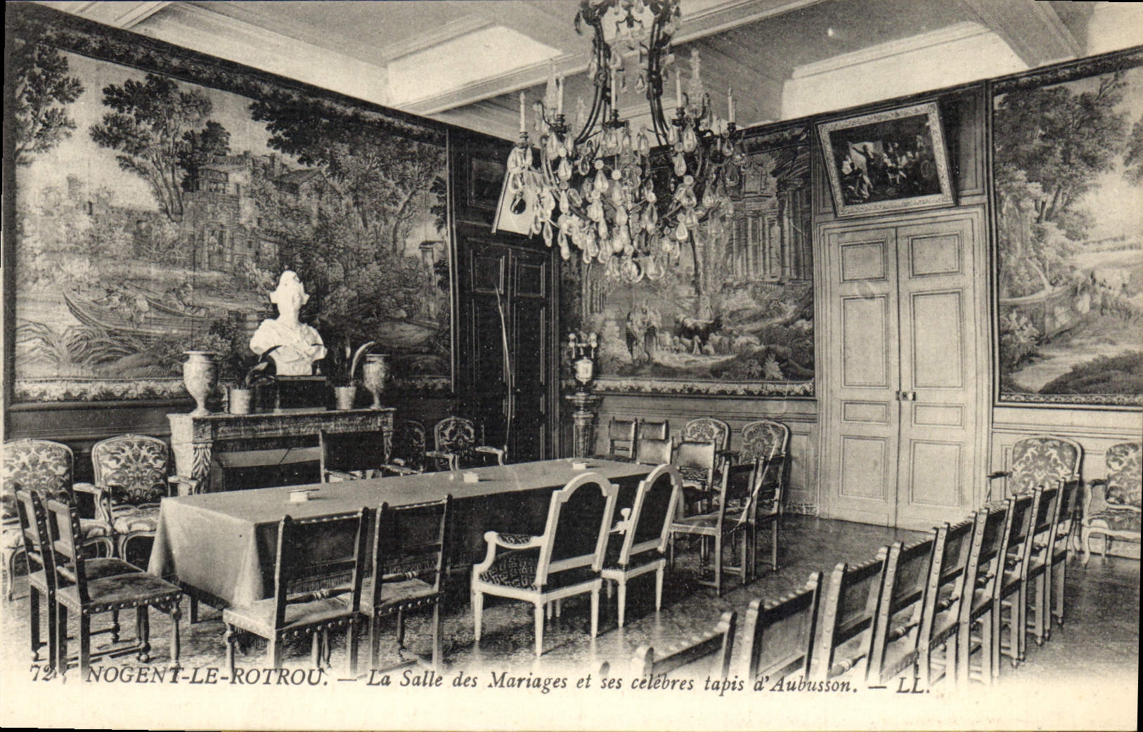 CPA Nogent le Rotrou La Salle des Mariages et ses celebres tapis d'Aubusson