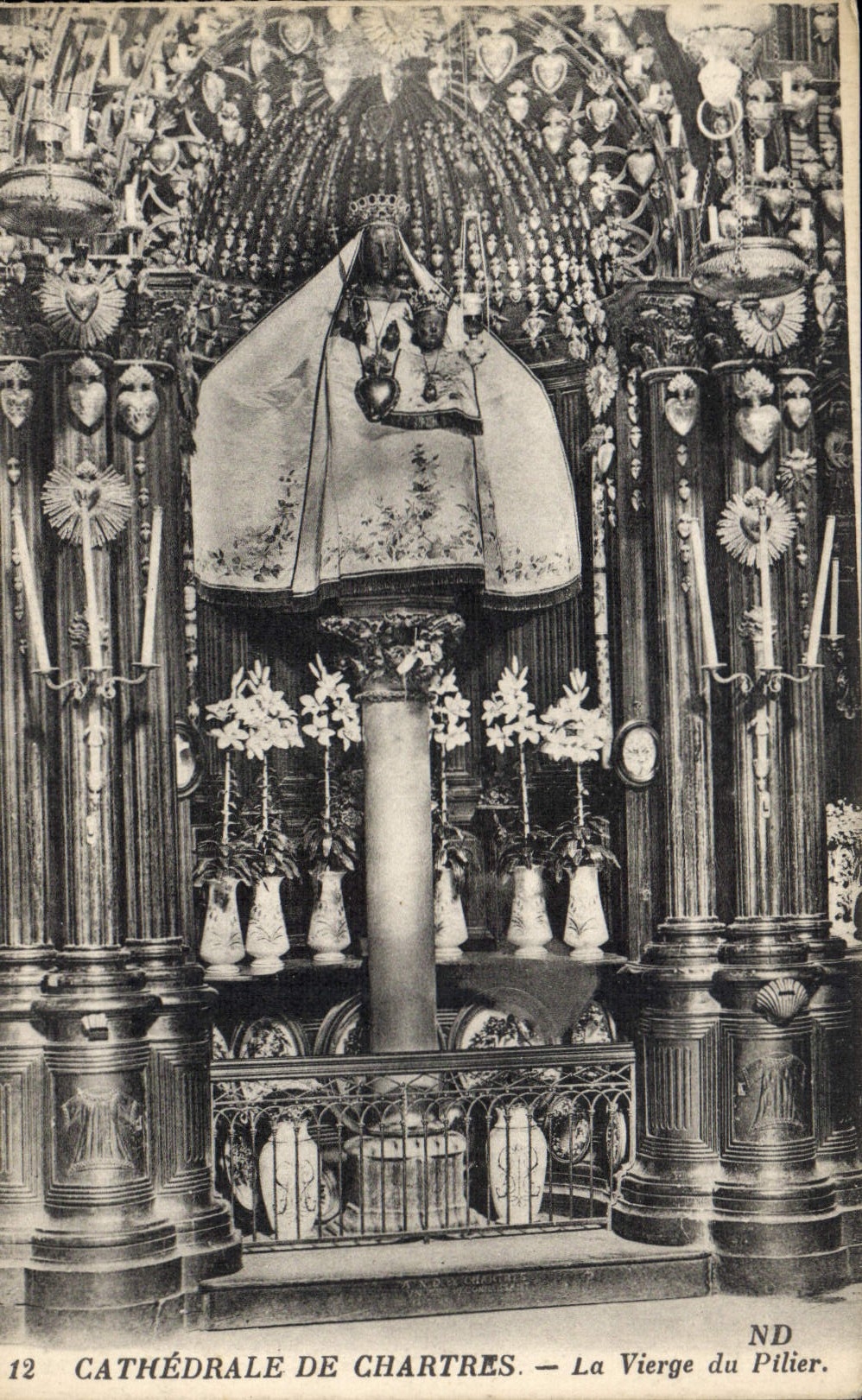 CPA Cathedrale de Chartres La Vierge du Pilier 
