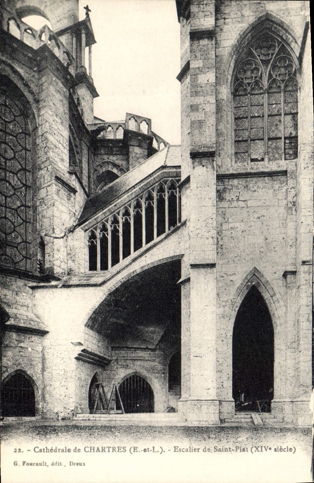 CPA Cathedrale de Chartres E et L Escalier de Saint Piat 