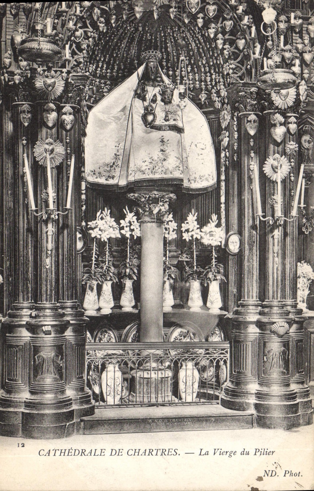 CPA Cathedrale de Chartres La Vierge du Pilier 