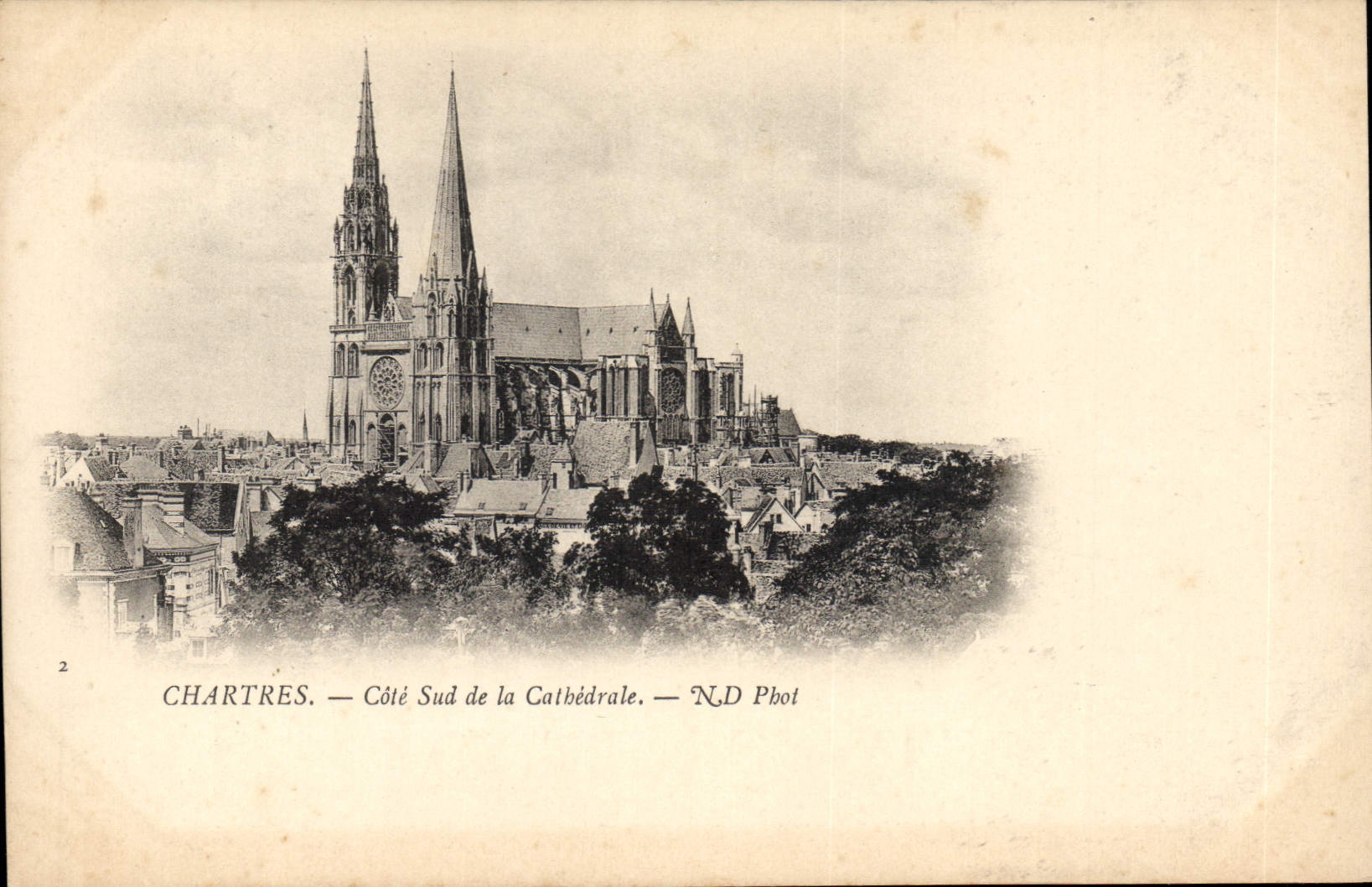CPA Chartres Cote Sud de la Cathedrale 