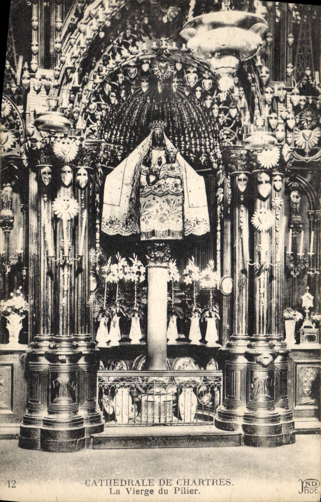 CPA Cathedrale de Chartres La Vierge du Pilier 