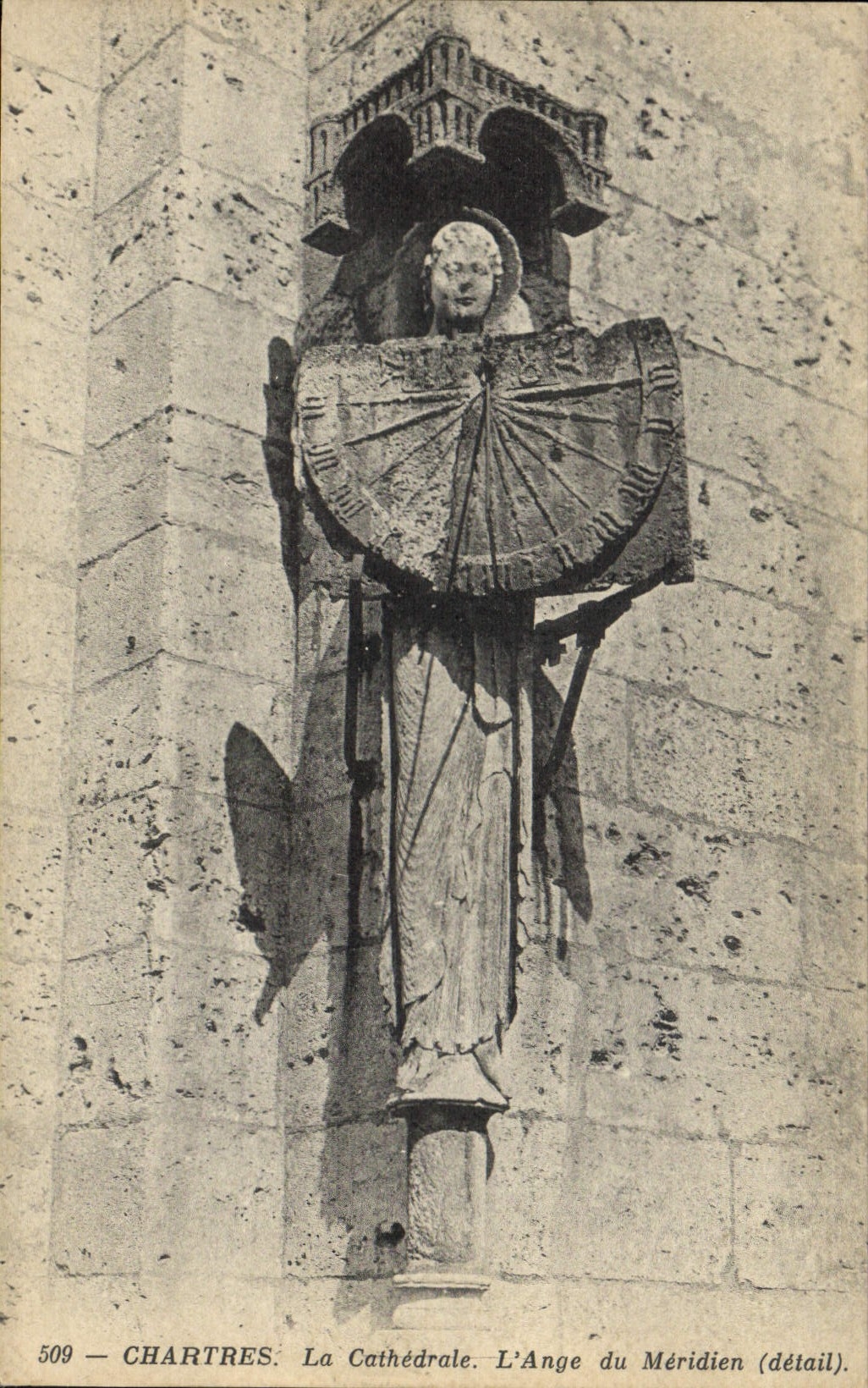 CPA Chartres La Cathedrale L'Ange du Meridien 