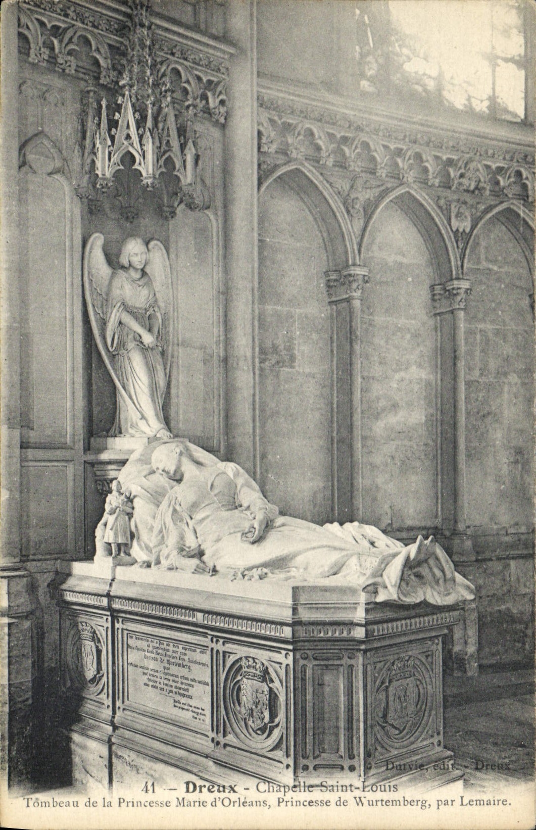 CPA Dreux Chapelle Saint Louis 