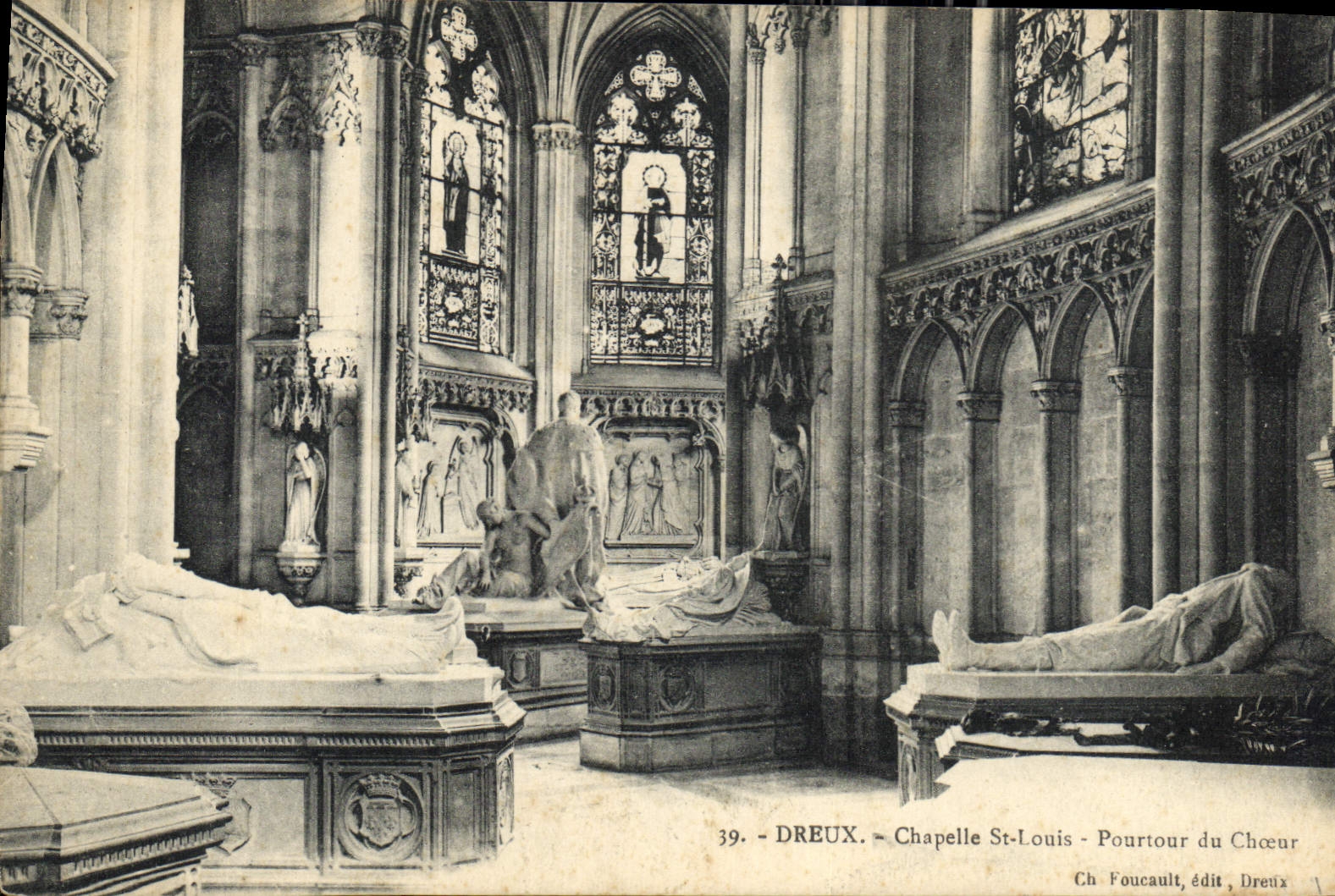 CPA Dreux Chapelle Saint Louis Pourtour du Choeur