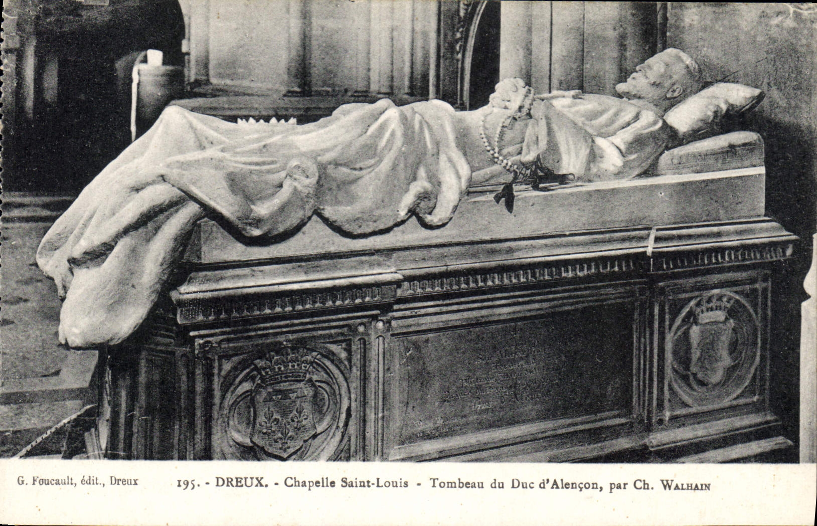 CPA Dreux Chapelle Saint Louis Tombeau du Duc d'Alencon 