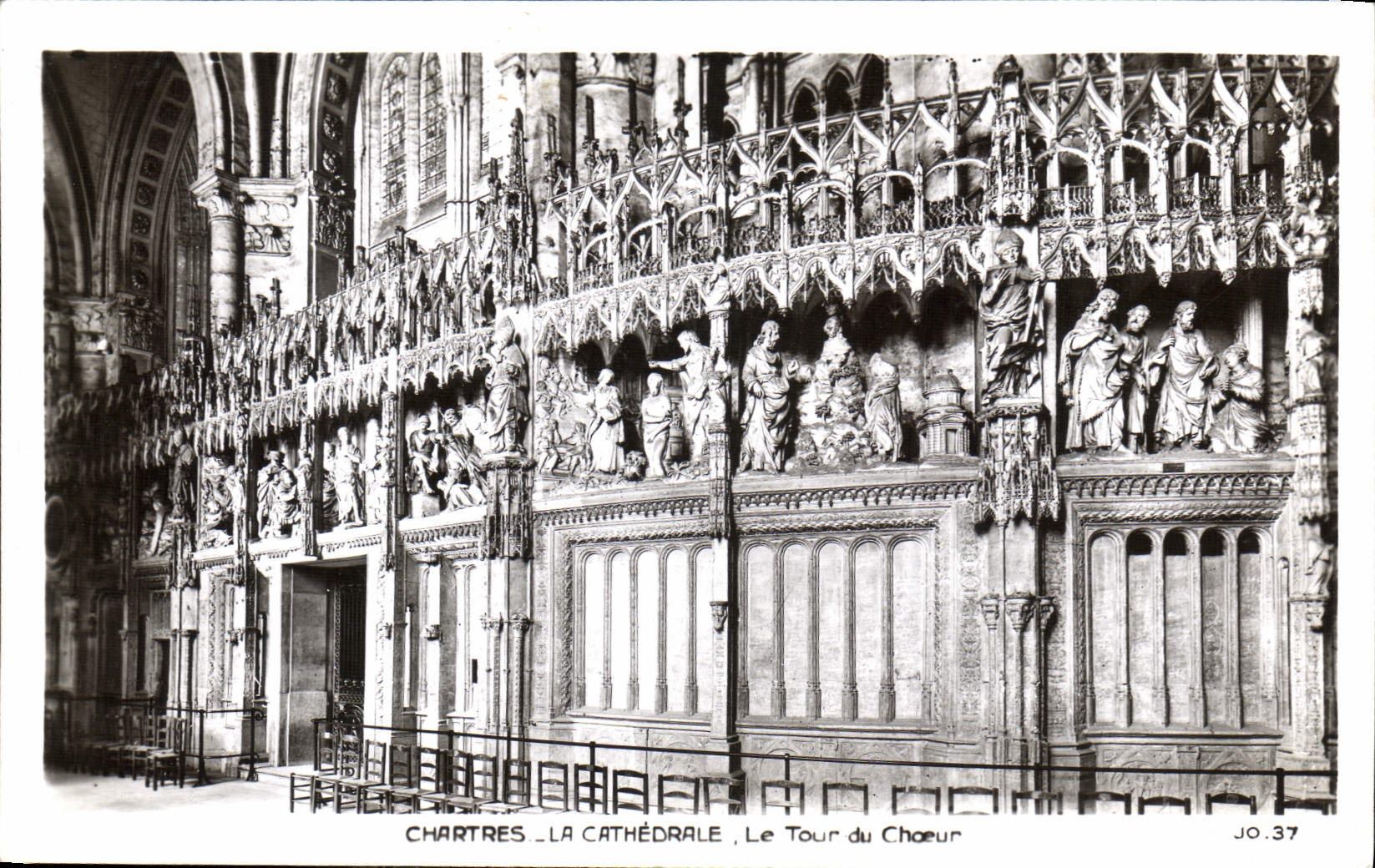 CPA Chartres La Cathedrale Le Tour du Choeur