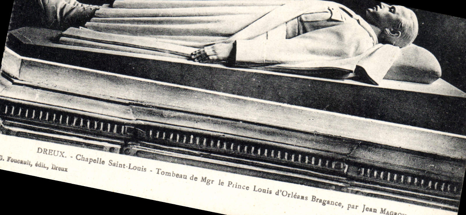 CPA Dreux Chapelle Saint Louis 